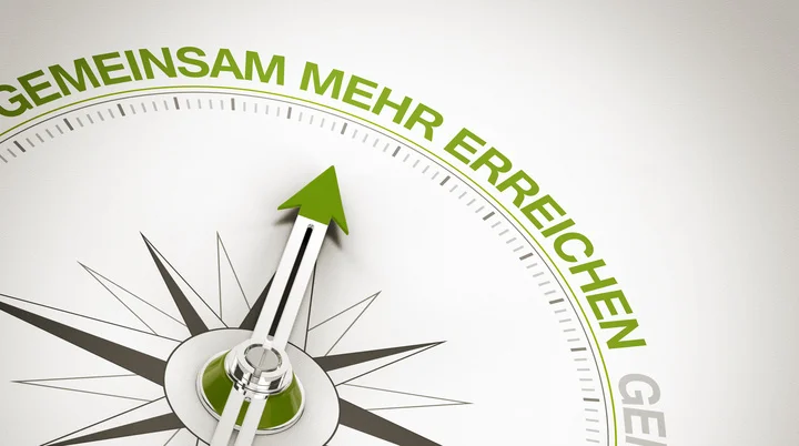 Kompass gemeinsam | © Coloures-Pic - stock.adobe.com